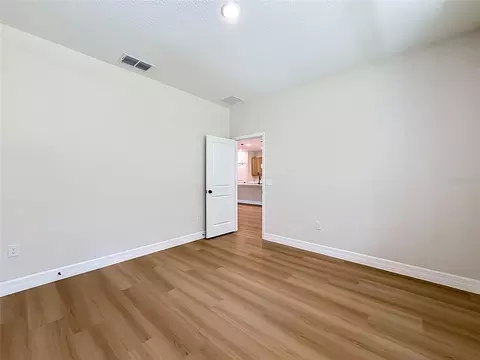 Bedroom - 31825 Nutmeg Ave, Eustis, FL 32736 photo 3 of 15