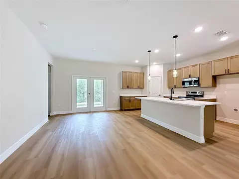 Living - 31825 Nutmeg Ave, Eustis, FL 32736 photo 5 of 5