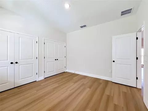 Bedroom - 31825 Nutmeg Ave, Eustis, FL 32736 photo 2 of 15