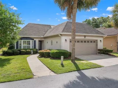 1557 Oak Tree Ct, Apopka, FL 32712