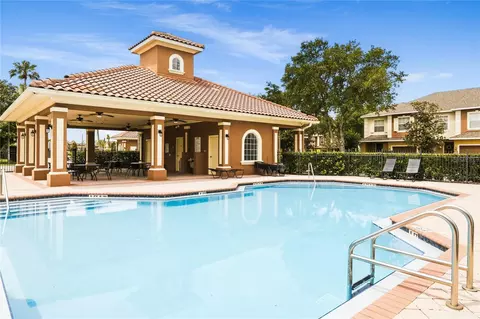 Exterior - 456 Scarlatti Ct, Ocoee, FL 34761 photo 7 of 10
