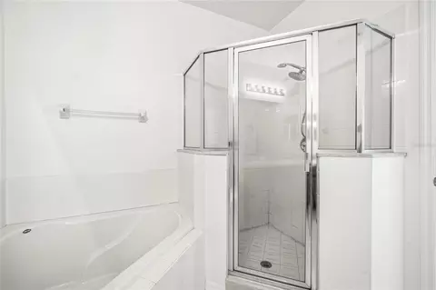 Bath - 456 Scarlatti Ct, Ocoee, FL 34761 photo 4 of 4