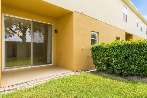 Exterior - 456 Scarlatti Ct, Ocoee, FL 34761 photo 5 of 10