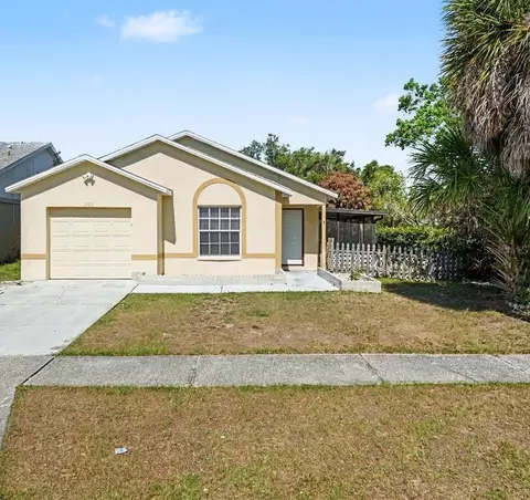 1301 Mohrlake Dr, Brandon, FL 33511
