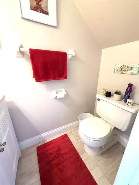 Bath - 410 E Orlando Ave #19A, Ocoee, FL 34761 photo 1 of 5