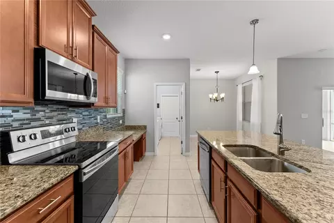 Entry Way - 3426 Schoolhouse Rd, Harmony, FL 34773 photo 5 of 7