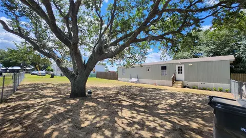 42 Roels St, Haines City, FL 33844