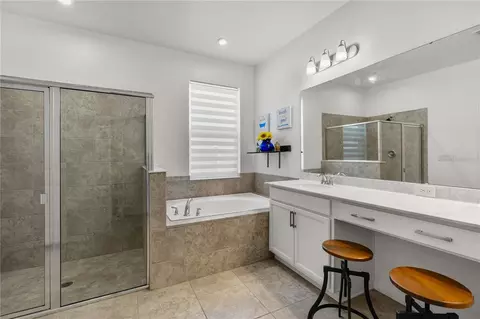 Bath - 5637 Beggs Rd, Saint Cloud, FL 34771 photo 4 of 4