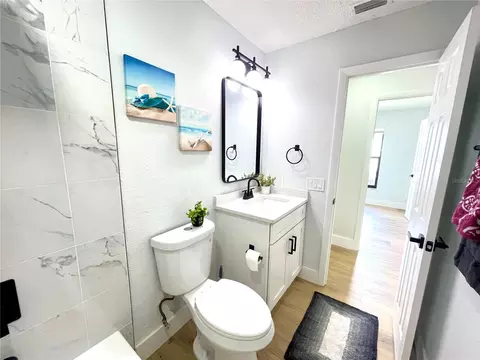 Bath - 2952 Morris Dr, Bartow, FL 33830 photo 7 of 7