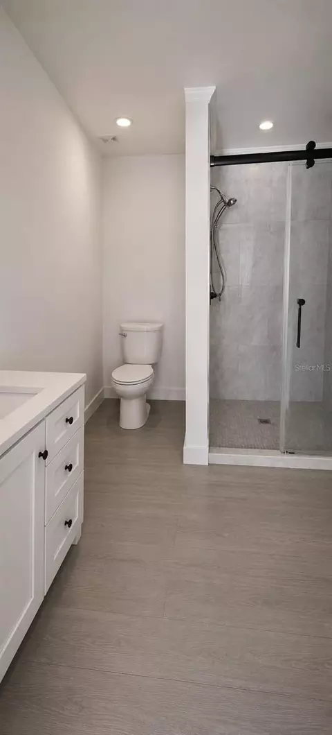 Bath - 1080 Landers St, Ormond Beach, FL 32174 photo 2 of 3