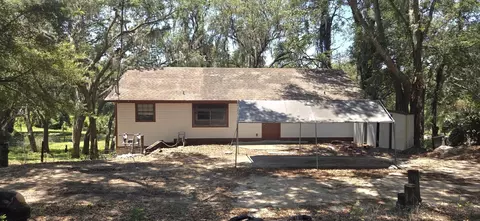 4322 Casaurina Rd, Lady Lake, FL 32159