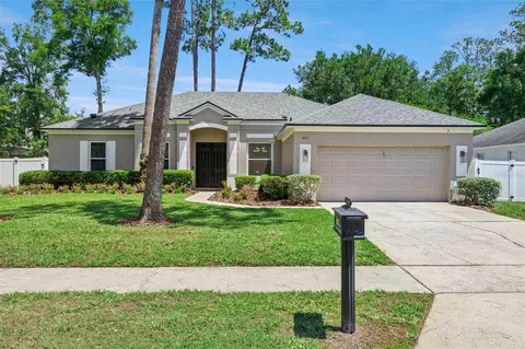 303 Pinestraw Cir, Altamonte Springs, FL 32714