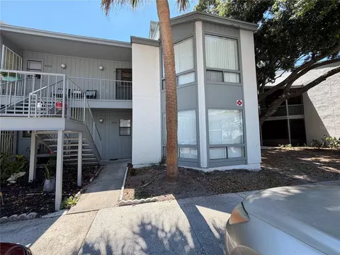 4356 Aqua Vista Dr #8A, Orlando, FL 32839