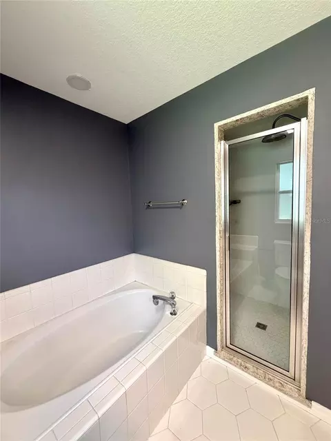 Bath - 6436 Fig Leaf St, Saint Cloud, FL 34771 photo 2 of 4