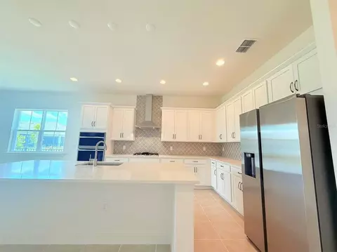 Kitchen - 5019 Dancy Ln, Saint Cloud, FL 34772 photo 1 of 8