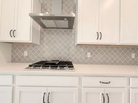 Kitchen - 5019 Dancy Ln, Saint Cloud, FL 34772 photo 4 of 8