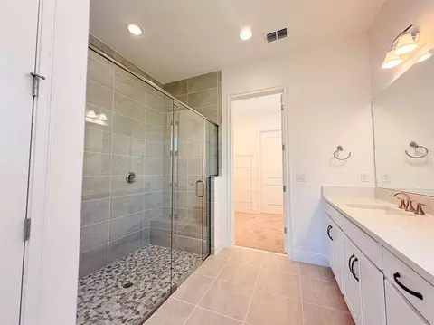 Bath - 5019 Dancy Ln, Saint Cloud, FL 34772 photo 1 of 6