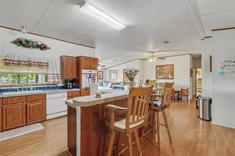 Kitchen - 5105 Star Line Dr, Saint Cloud, FL 34771 photo 2 of 3