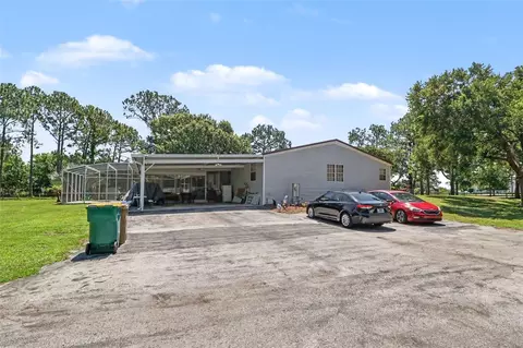 Exterior - 5105 Star Line Dr, Saint Cloud, FL 34771 photo 5 of 12