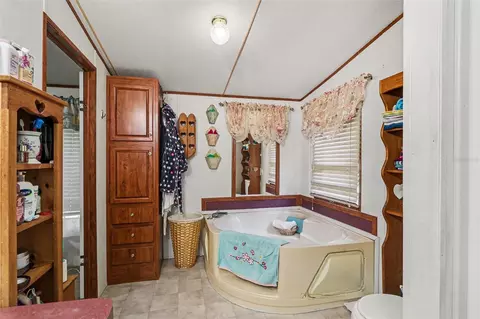 Bath - 5105 Star Line Dr, Saint Cloud, FL 34771 photo 1 of 3