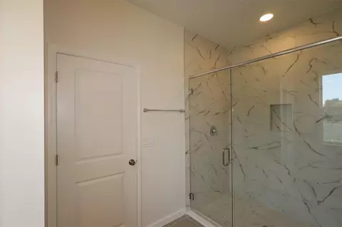 Bath - 1296 Hyde St, Saint Cloud, FL 34771 photo 1 of 3