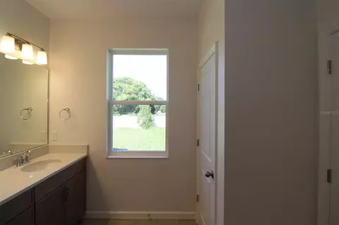 Bath - 1296 Hyde St, Saint Cloud, FL 34771 photo 1 of 4