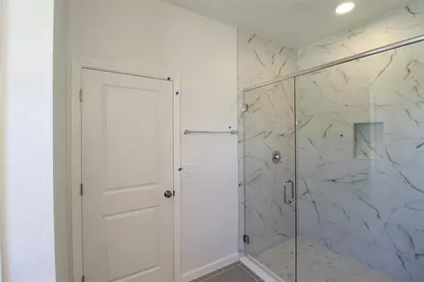 Bath - 1296 Hyde St, Saint Cloud, FL 34771 photo 3 of 4