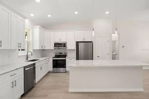 Kitchen - 247 Debary Dr, Debary, FL 32713 photo 3 of 3