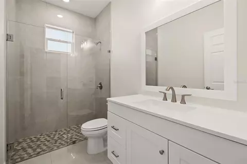 Bath - 247 Debary Dr, Debary, FL 32713 photo 4 of 5
