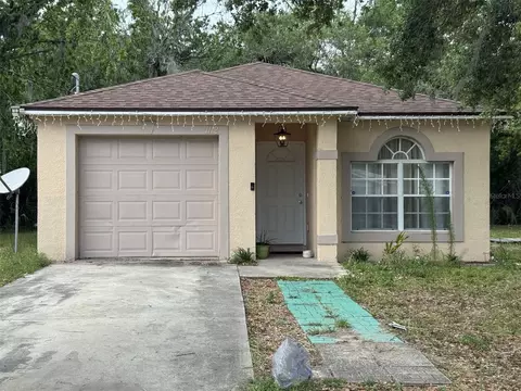 1112 W 7th St, Sanford, FL 32771