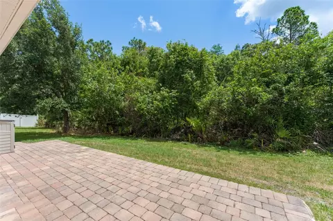 Exterior - 4034 Creswick Cir, Orlando, FL 32829 photo 5 of 9