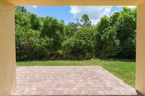 Exterior - 4034 Creswick Cir, Orlando, FL 32829 photo 4 of 9