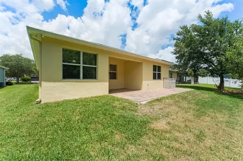 Exterior - 4034 Creswick Cir, Orlando, FL 32829 photo 7 of 9