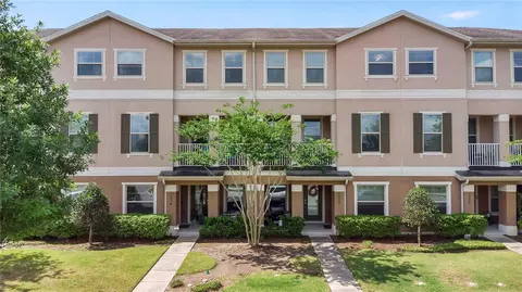 10534 Green Ivy Ln, Orlando, FL 32832