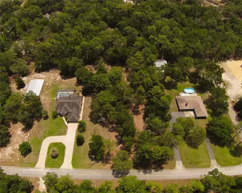 8107 N Marianzzo Ter, Crystal River, FL 34428