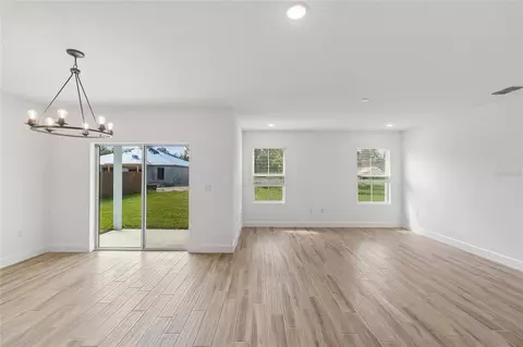 Living - 8238 Eldron Pl, Dunnellon, FL 34434 photo 6 of 8