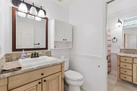 Bath - 11 Lisbon St, Saint Augustine, FL 32080 photo 2 of 3