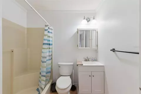 Bath - 11 Lisbon St, Saint Augustine, FL 32080 photo 3 of 3