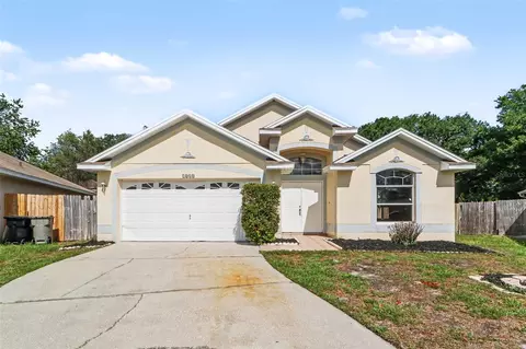 1040 Pineview Ct, Apopka, FL 32712