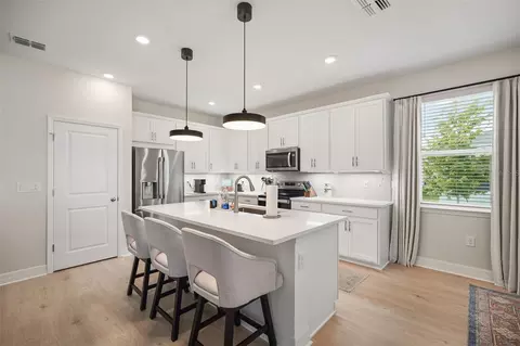Kitchen - 1304 Silo Dr, Saint Cloud, FL 34771 photo 2 of 3