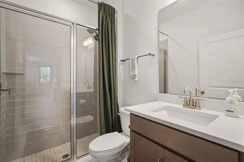 Bath - 1304 Silo Dr, Saint Cloud, FL 34771 photo 1 of 4