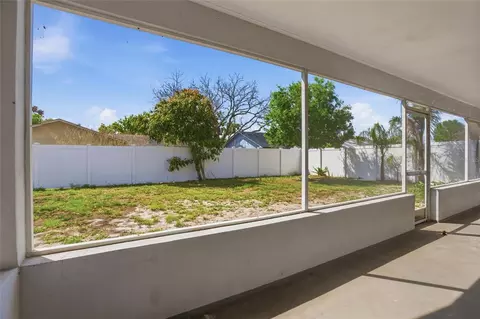 Exterior - 112 Augusta Cir, Saint Cloud, FL 34769 photo 4 of 8