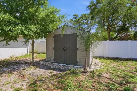 Exterior - 112 Augusta Cir, Saint Cloud, FL 34769 photo 7 of 8