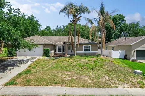 448 Shady Pine Ct, Minneola, FL 34715
