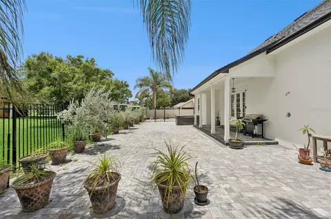 Exterior - 5210 Hammock Cir, Saint Cloud, FL 34771 photo 5 of 10