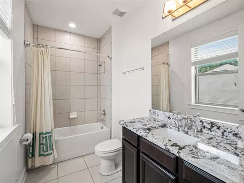 Bath - 1290 Arden Oaks Dr, Ocoee, FL 34761 photo 7 of 8
