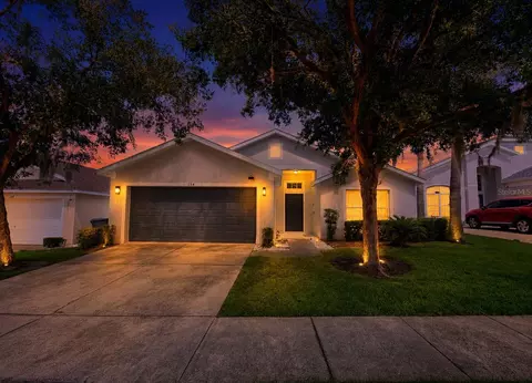 154 Castlemain Cir, Davenport, FL 33897