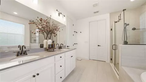 Bath - 2931 Las Calinas Blvd, Saint Augustine, FL 32095 photo 4 of 13