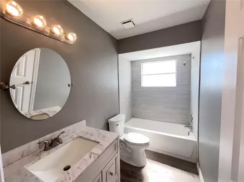 Bath - 780 Olympic Cir #I3, Ocoee, FL 34761 photo 3 of 3