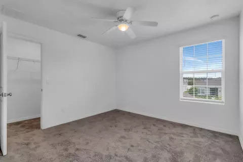 Bedroom - 4108 Deermoss Dr, Clermont, FL 34714 photo 3 of 10